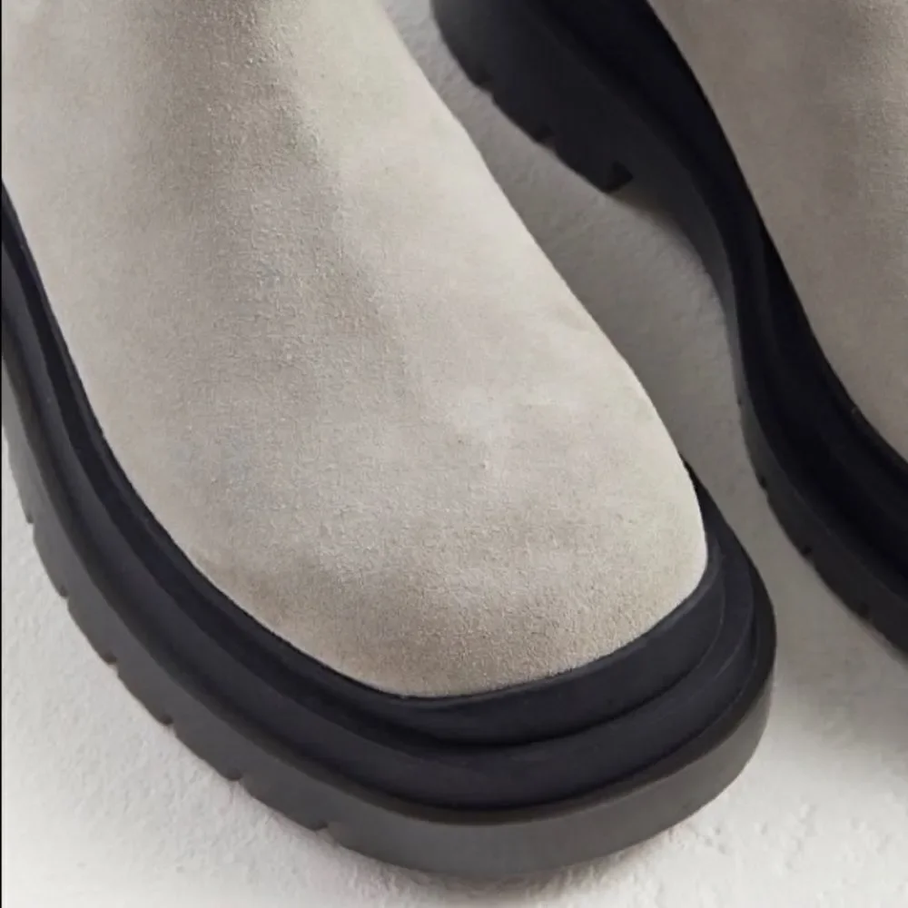 NEW Urban Outfitters UO Men's Mason Grey Boots 9